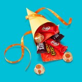 Hershey's, Kit Kat And Reese's Assorted Flavored Miniatures, Candy Party Pack, 33.38 oz, thumbnail image 5 of 8