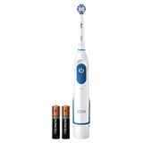 Oral-B Pro 100 Precision Clean Battery Powered Toothbrush, thumbnail image 1 of 7