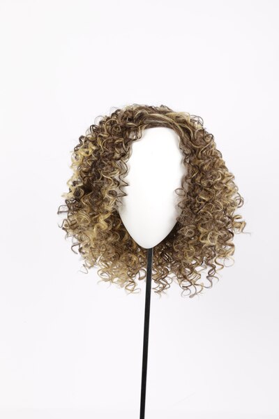 Hairdo Sassy Curl Wig